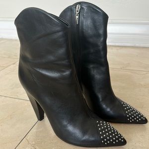 Schutz black boots